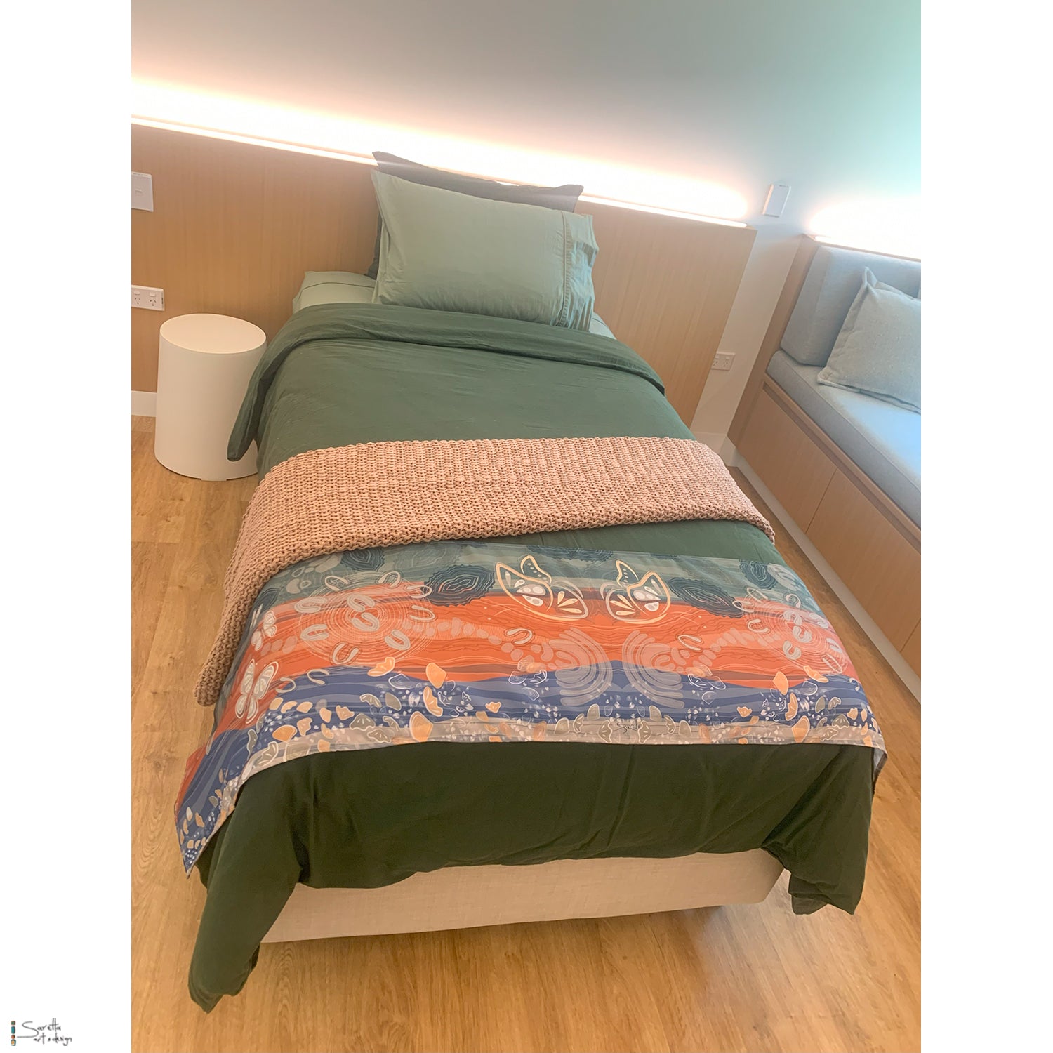 Kurang Gunya - Bush Home